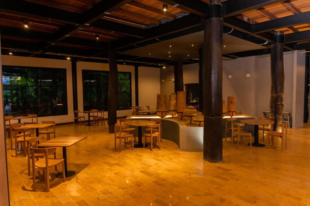 马尼萨莱斯 Termales El Otono酒店 外观 照片 The interior of the restaurant