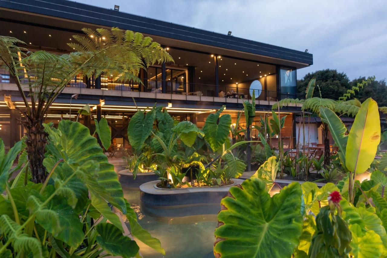 马尼萨莱斯 Termales El Otono酒店 外观 照片 The hotel's lobby