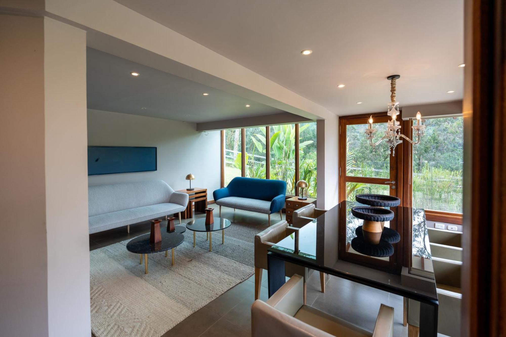 马尼萨莱斯 Termales El Otono酒店 外观 照片 Interior of the house