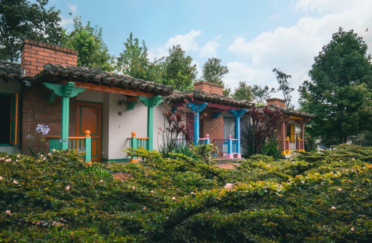 马尼萨莱斯 Termales El Otono酒店 外观 照片 Casa de Piedra